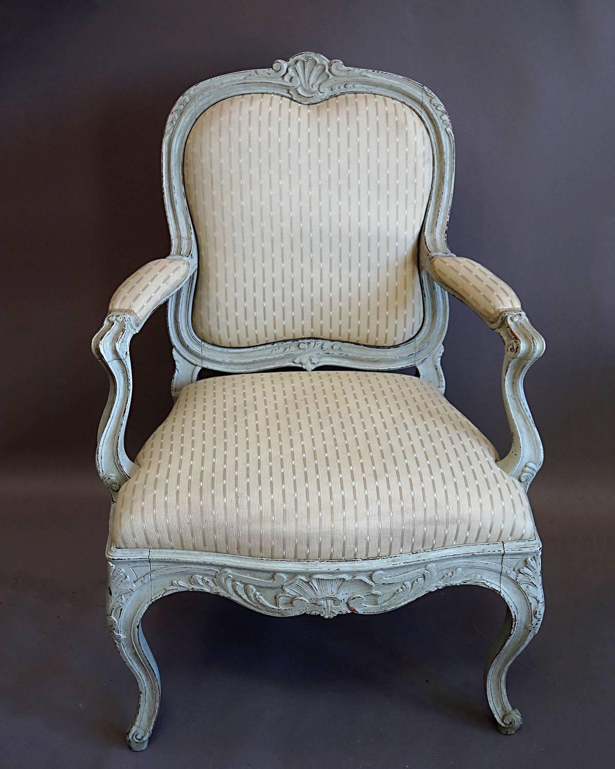 Carved Pair of Rococo Style Swedish Armchairs For Sale