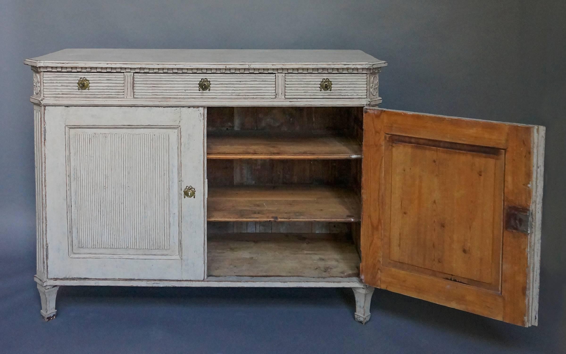 Gustavian Style Sideboard with Reeded Detail In Excellent Condition In Great Barrington, MA