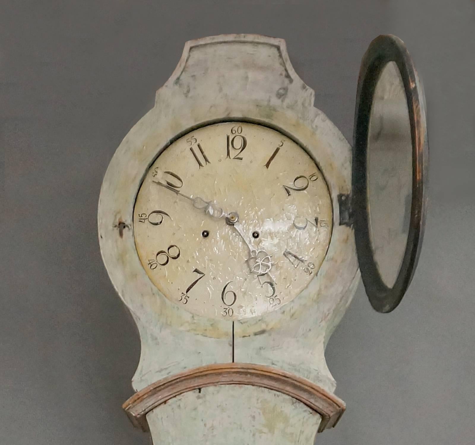 Rococo Mora Clock in Original Paint