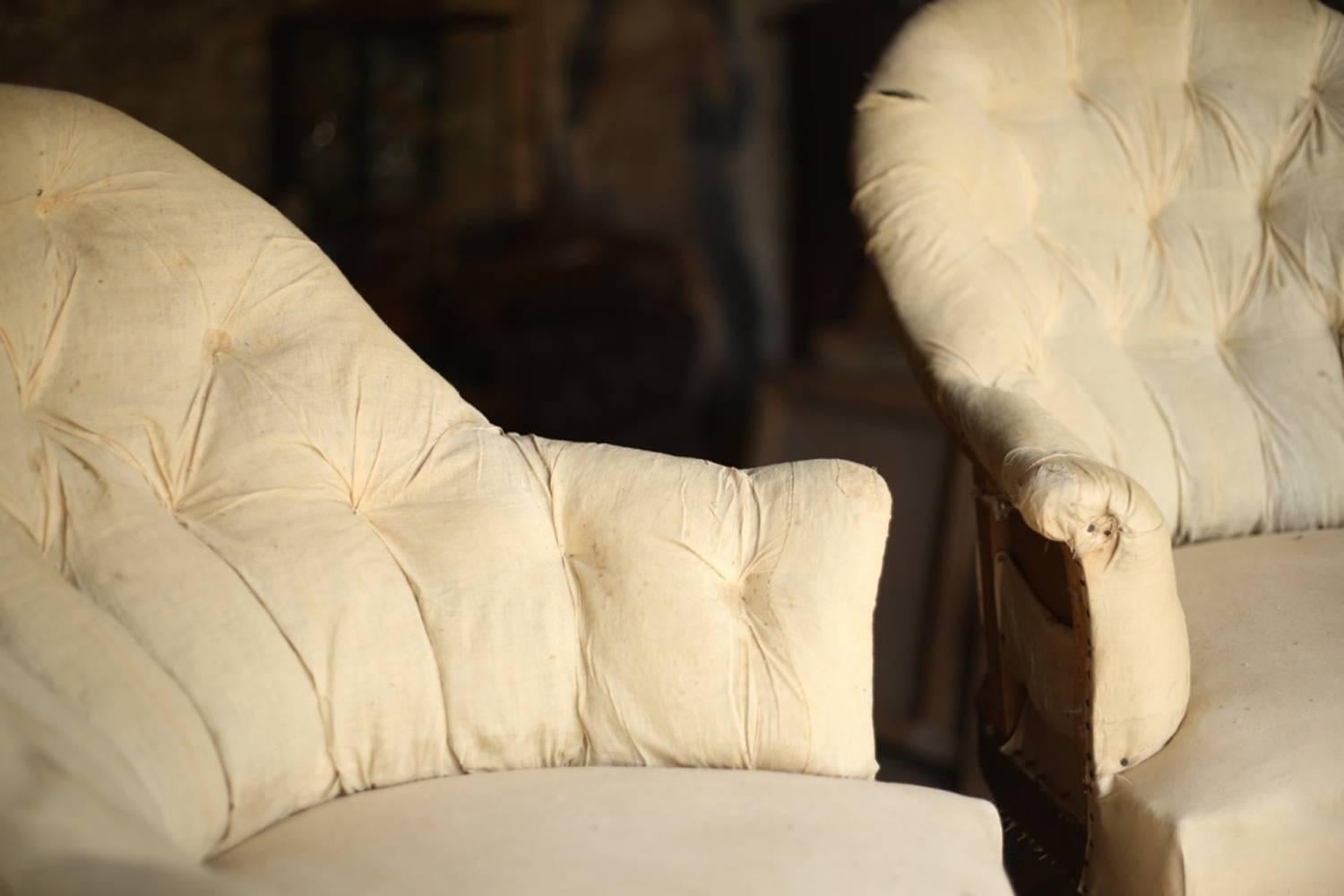 Pair of 19th Century Napoleon III Curvedbacked Buttoned Armchairs In Excellent Condition In Tadcaster, GB