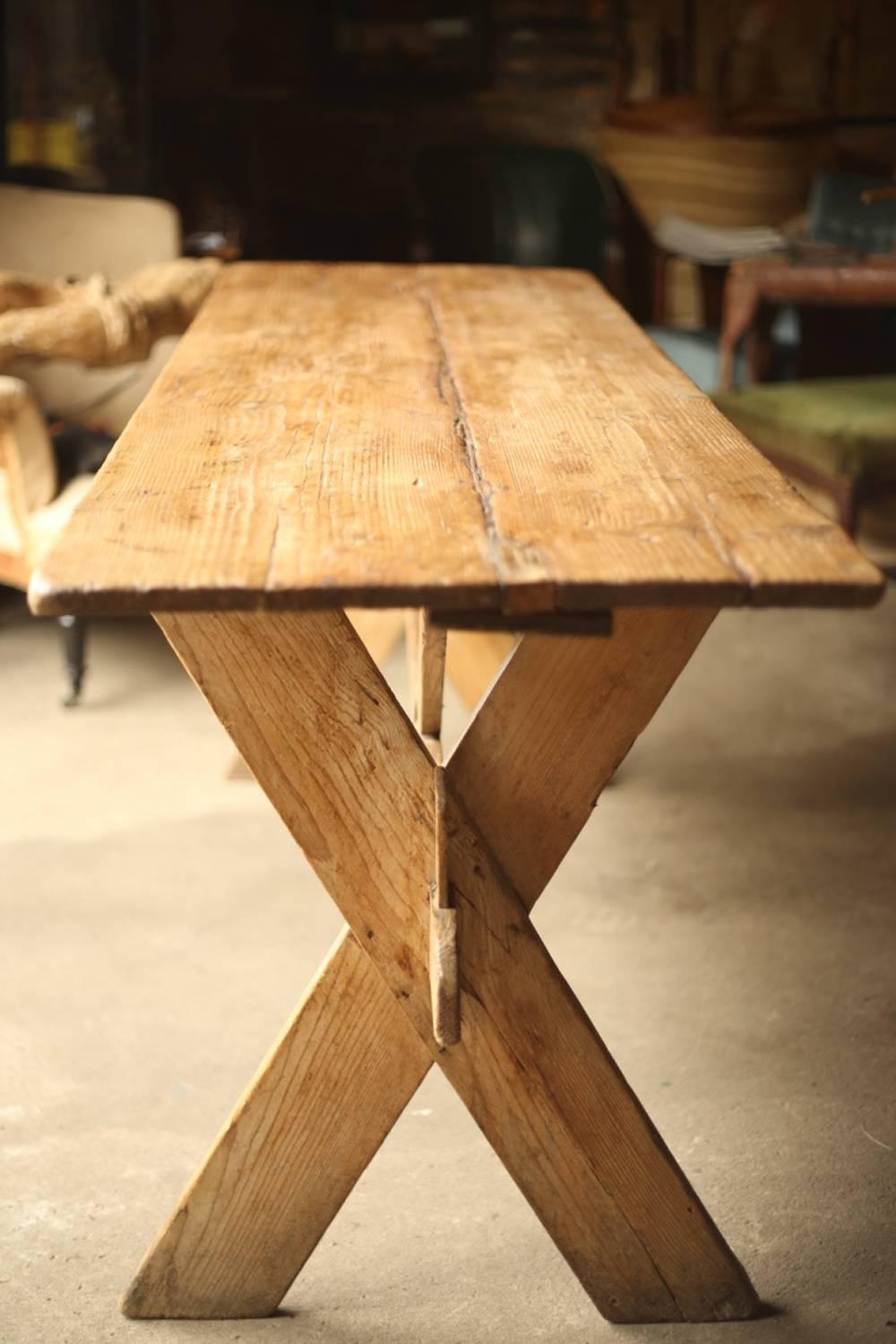 Exceptional 18th Century X-Frame Pine Tavern Table 1