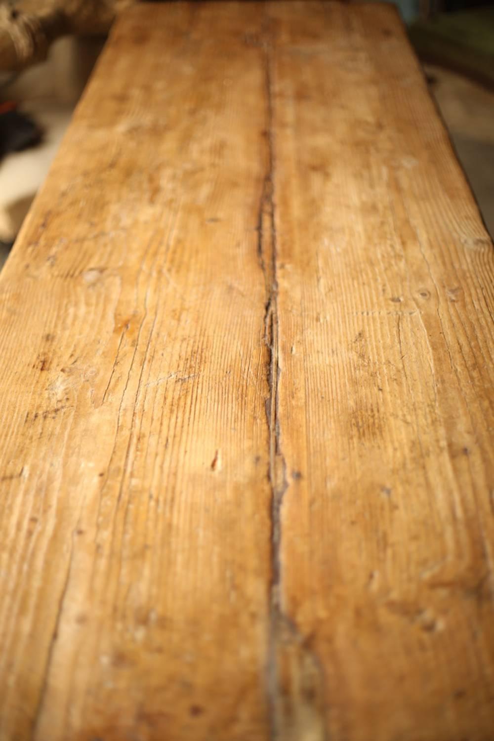 Exceptional 18th Century X-Frame Pine Tavern Table In Good Condition In Tadcaster, GB