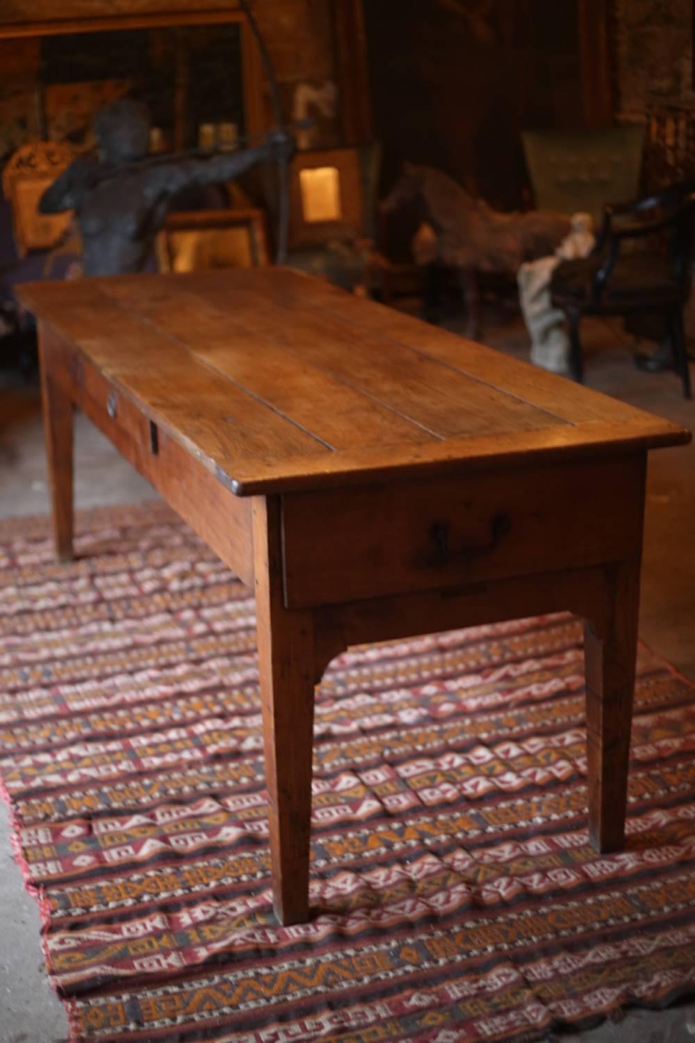 Large Oak 19th Century French Farmhouse Table In Excellent Condition In Tadcaster, GB