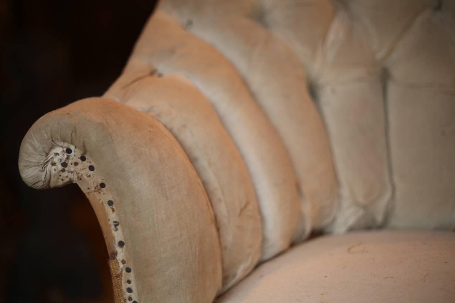 Napoleon III Deep Buttoned Curved Back Sofa 1