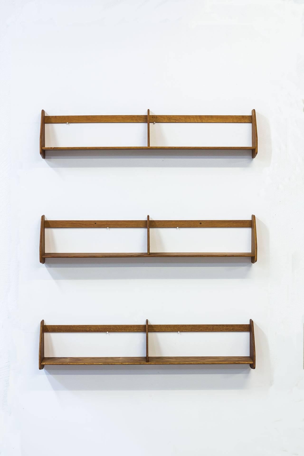 Scandinavian Modern Set of 1950s Danish Wall Shelves in Oak by Hans J. Wegner for Ry Møbler