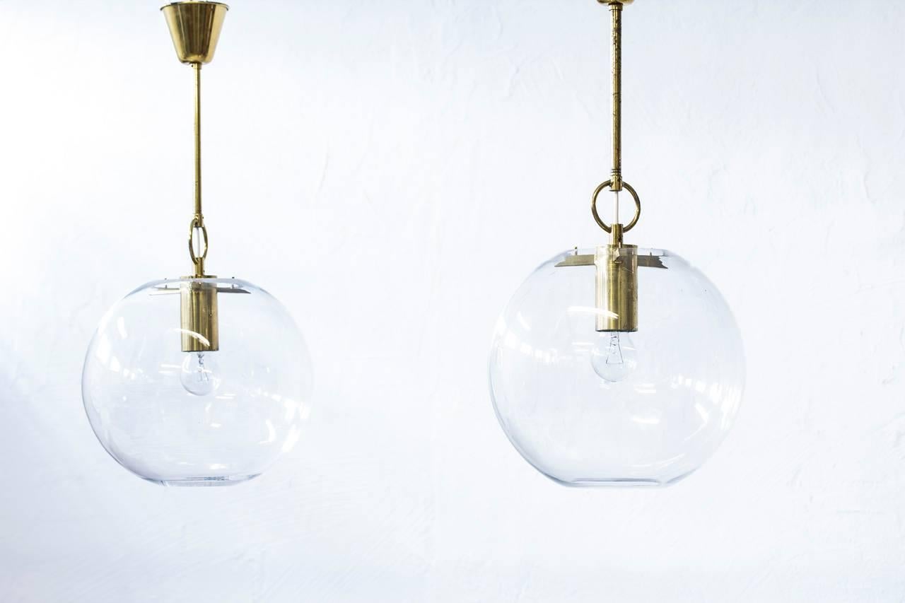 Scandinavian Modern Pair of Glass & Brass Pendant Lamps by Hans-Agne Jakobsson 5
