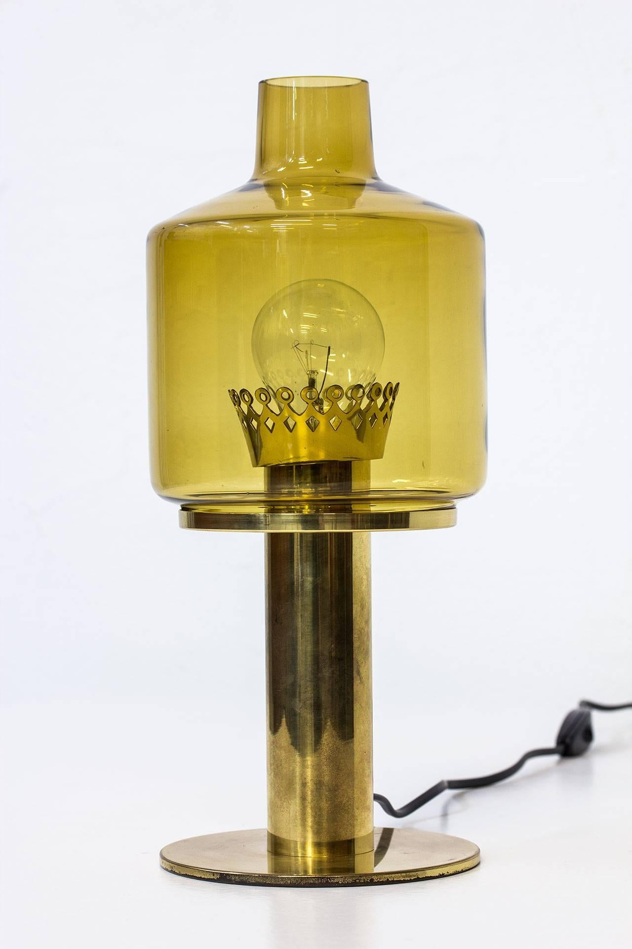 Swedish Scandinavian Modern Table Lamp B 102 by Hans-Agne Jakobsson in Brass & Glass