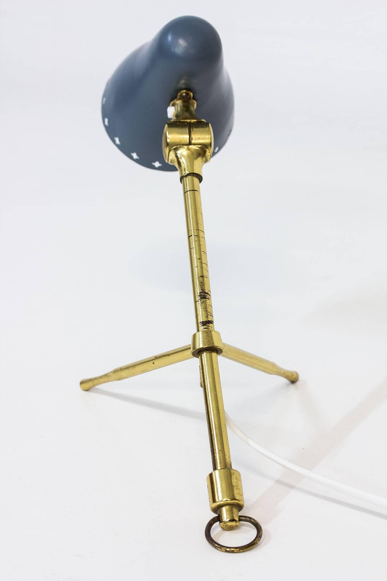 Mid-Century Modern Cocotte Desk Lamp in Brass and Metal, Sweden In Good Condition In Stockholm, SE