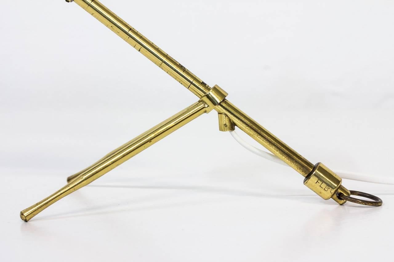 Mid-Century Modern Cocotte Desk Lamp in Brass and Metal, Sweden 2