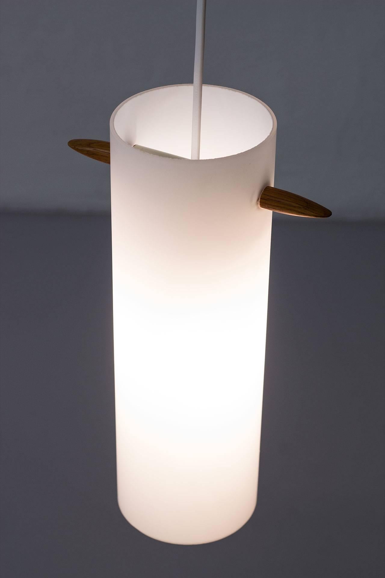 Swedish Glass and Oak Pendant Lamp by Uno & Östen Kristiansson for Luxus, 1950s In Excellent Condition In Stockholm, SE