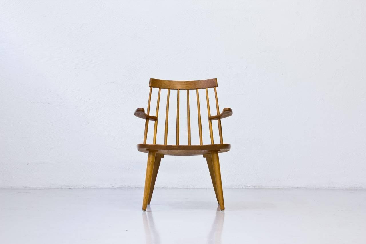 Pair of Scandinavian Modern Easy Chairs in Oak by Yngve Ekström, Sweden, 1960s 1