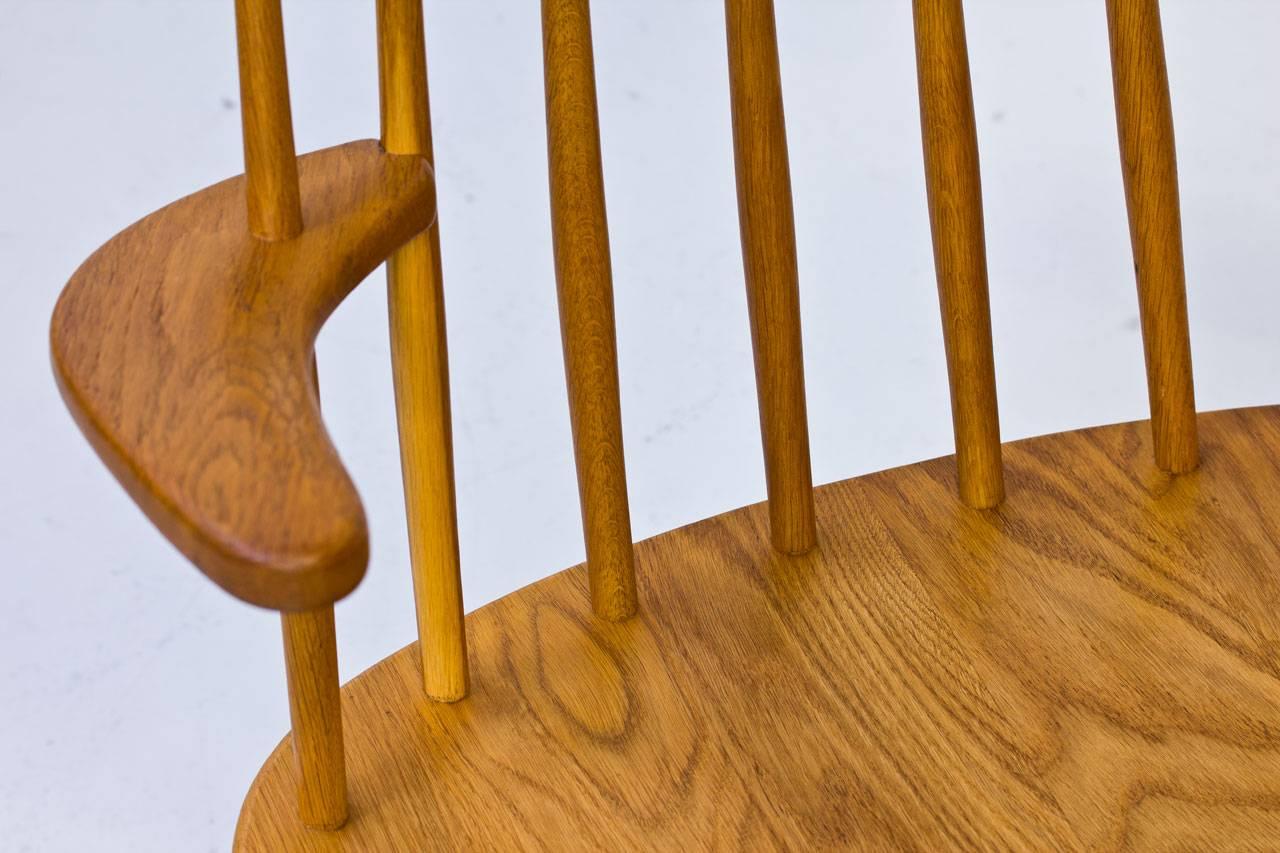 Pair of Scandinavian Modern Easy Chairs in Oak by Yngve Ekström, Sweden, 1960s 8