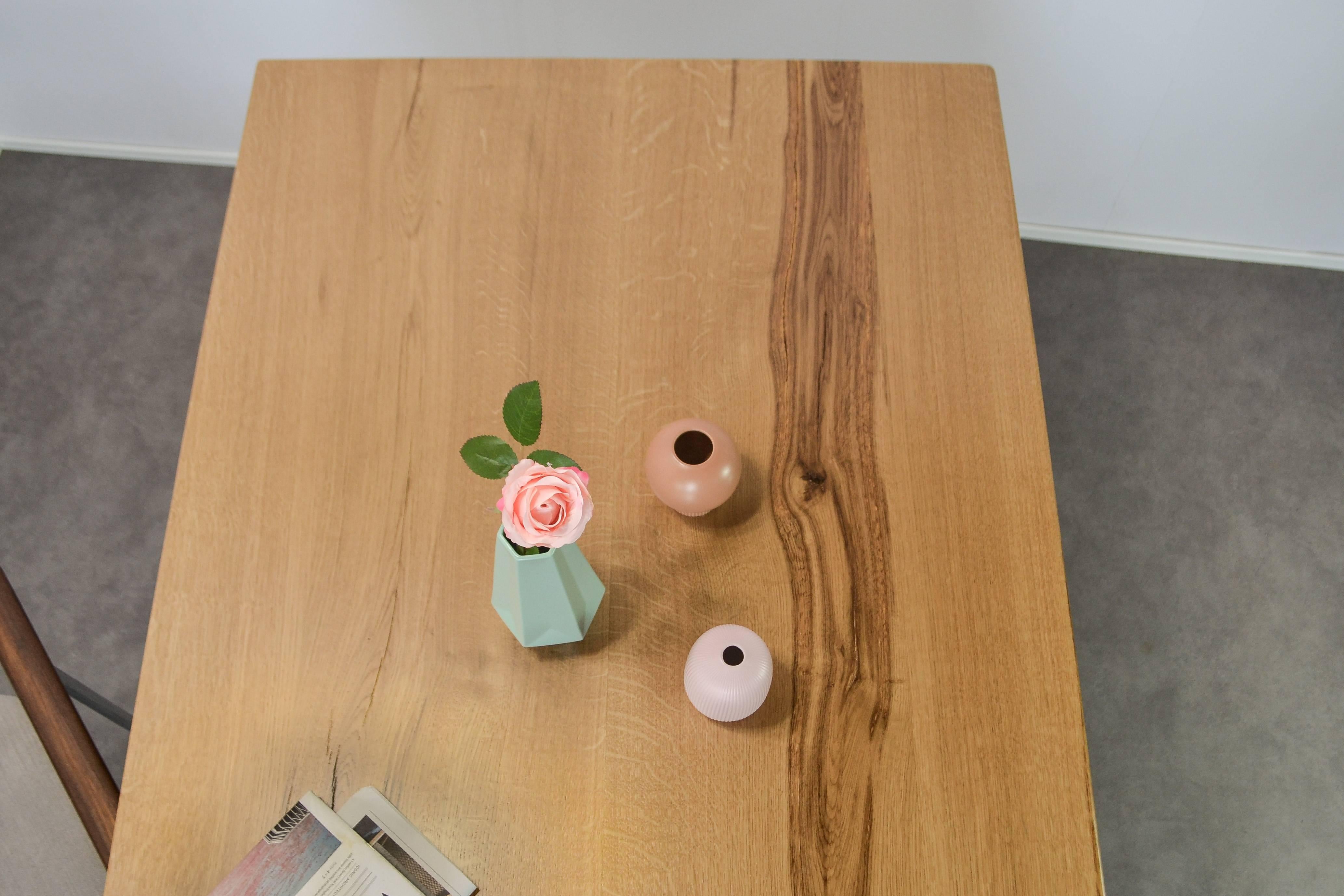 Natural Character Oak Slab Dining Table on Steel Ripple Base In Excellent Condition For Sale In London, GB