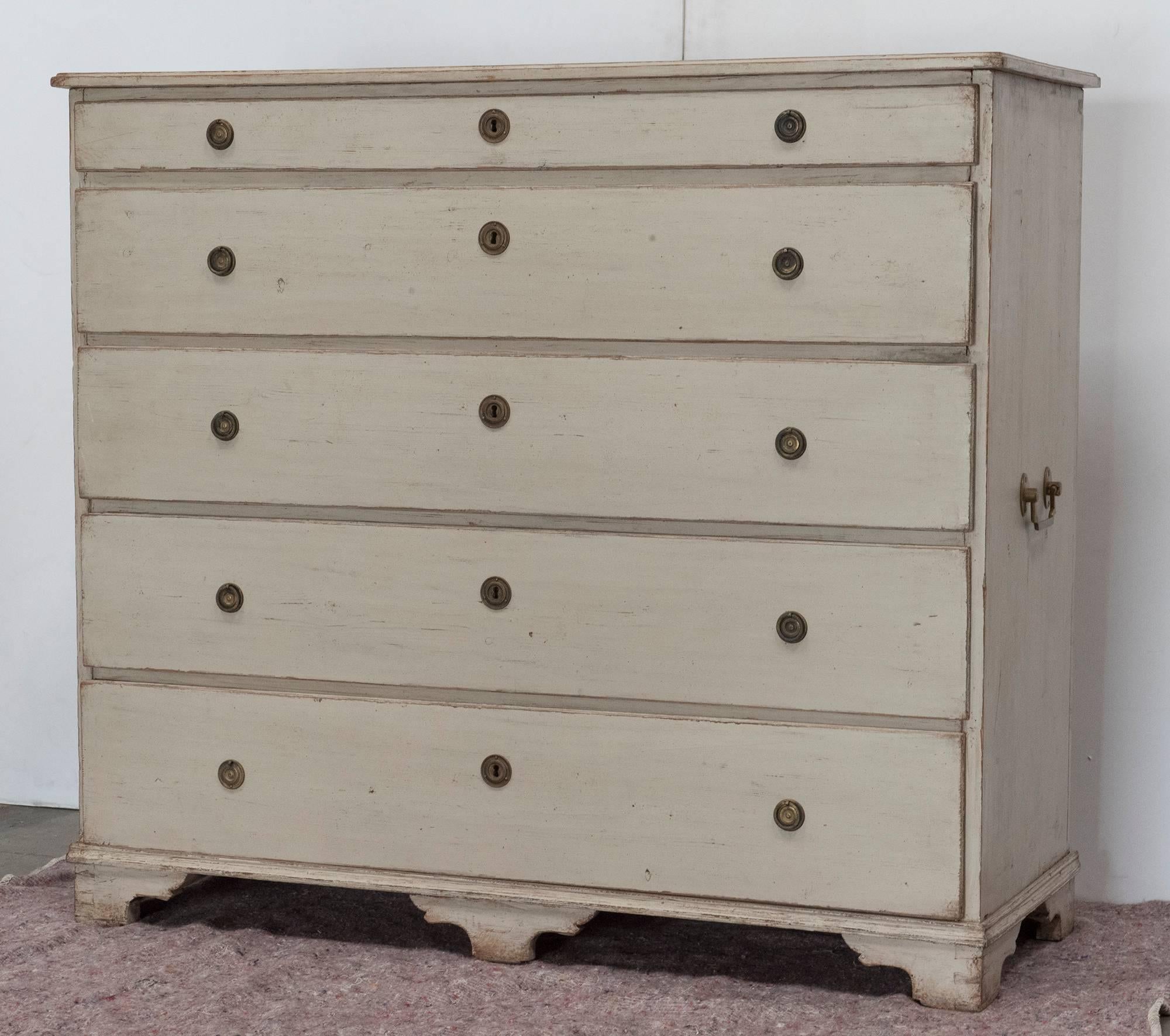 White Painted Gustavian Five-Drawer Commode 2