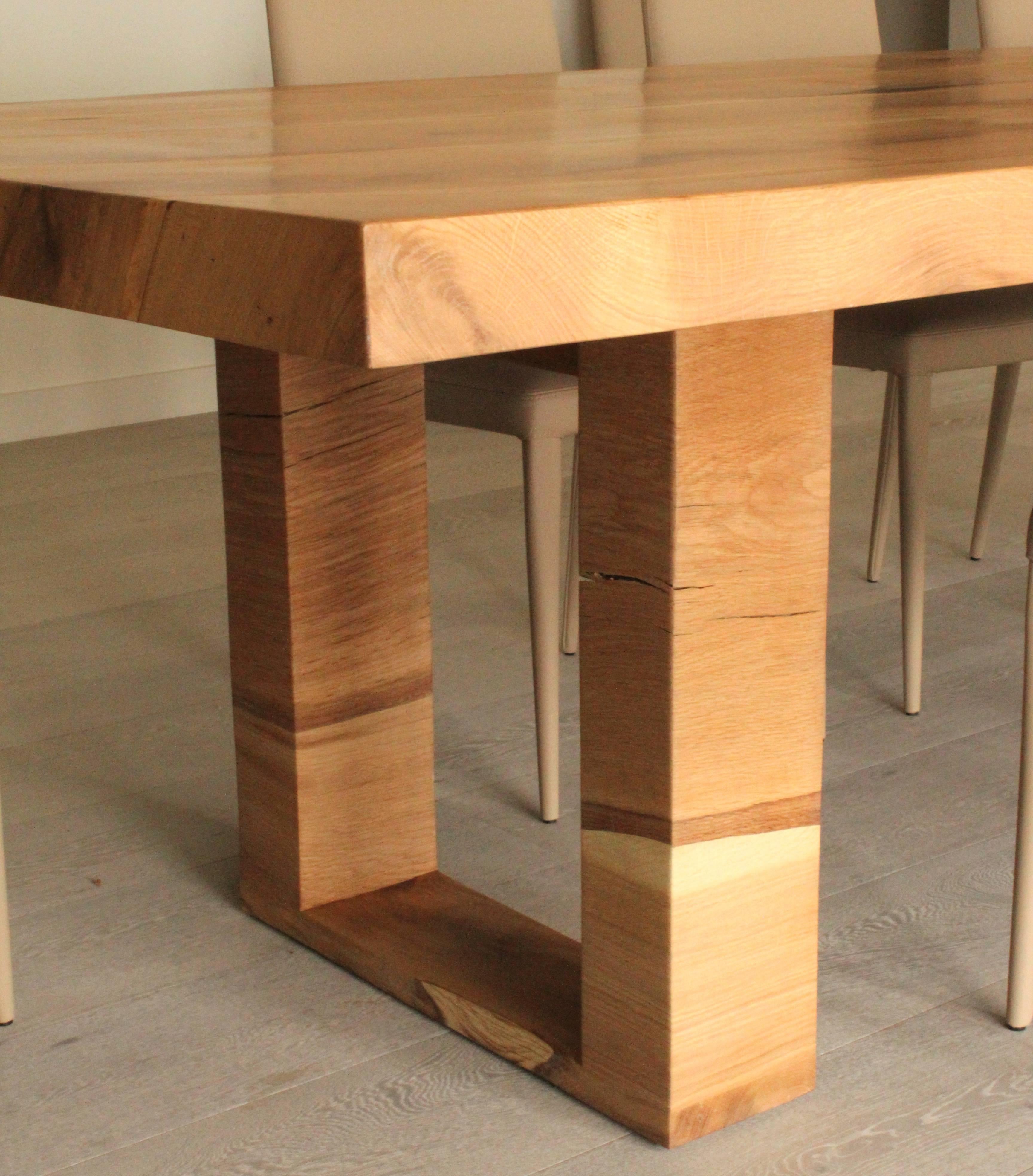 Salvaged English Oak Dining Table by Jonathan Field. Inset live edge. In New Condition In London, GB