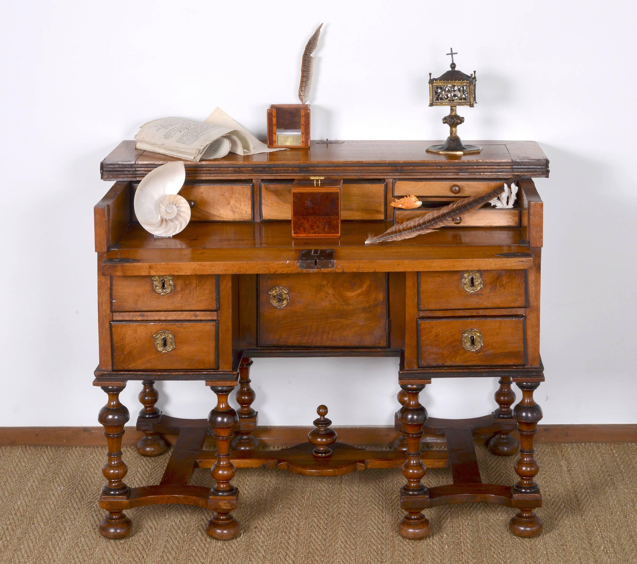 The ‘Bureau Mazarin’ is a 17th century desk form named in memory of Cardinal Mazarin, premier ministre of France from 1642 to 1661. It is the earliest predecessor of the pedestal desk and differs from it by having only two tiers of drawers or three