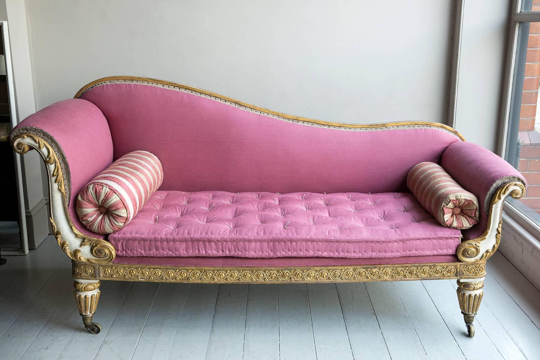 George IV Regency Carved and Giltwood Daybed in Pink Linen