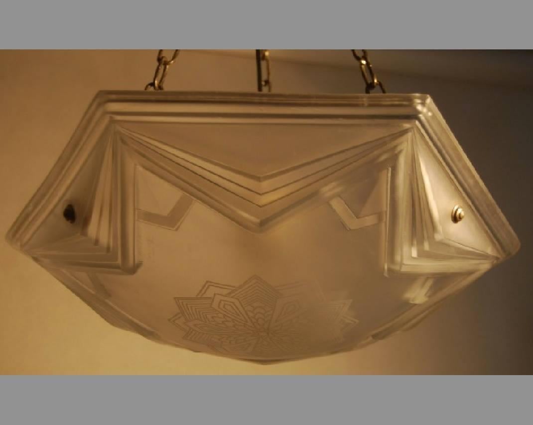 French Muller Freres Art Deco Pendant Chandelier, circa 1925 For Sale