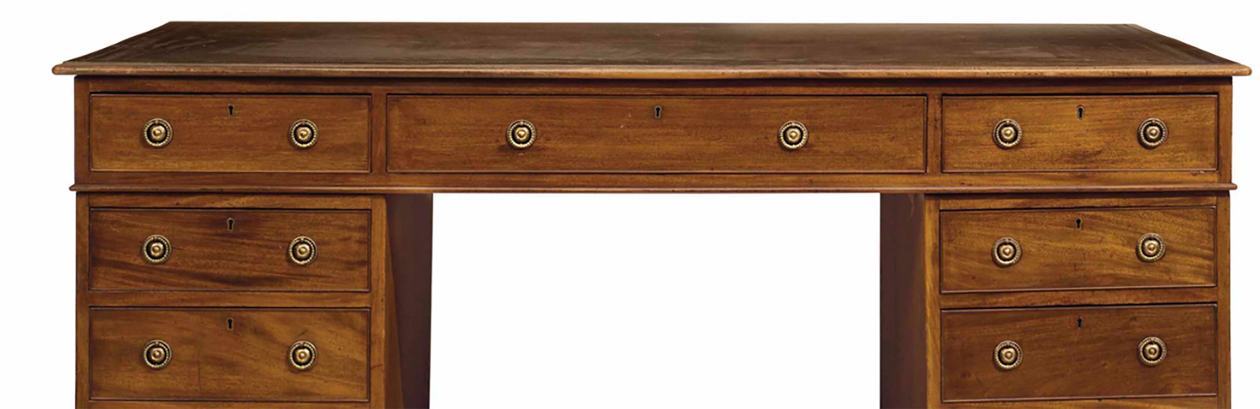 George III Mahogany Partner's Desk In Excellent Condition For Sale In NEW YORK, NY