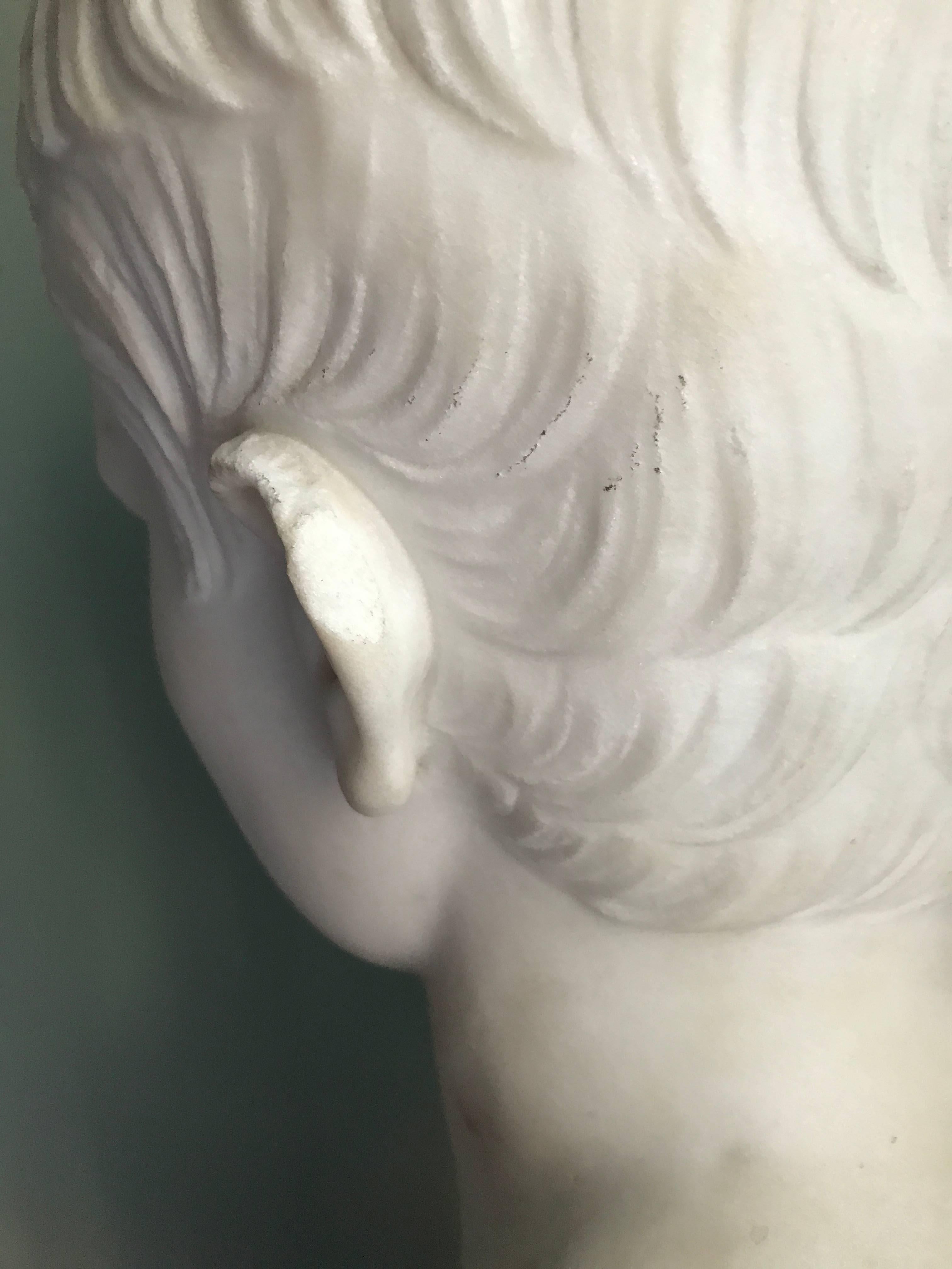 19th Century Marble Bust of Young Octavian, after Antonio Canova, 1757-1822 For Sale 3