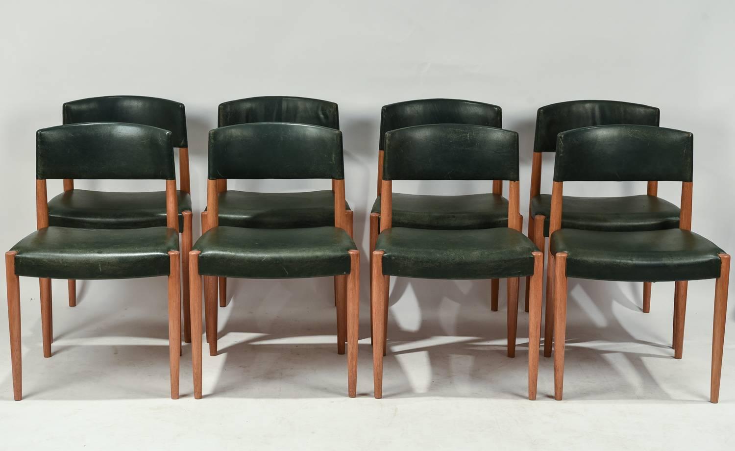 Set of Eight Ludvig Pontoppidan Leather and Oak Side Chairs In Excellent Condition In Norwalk, CT