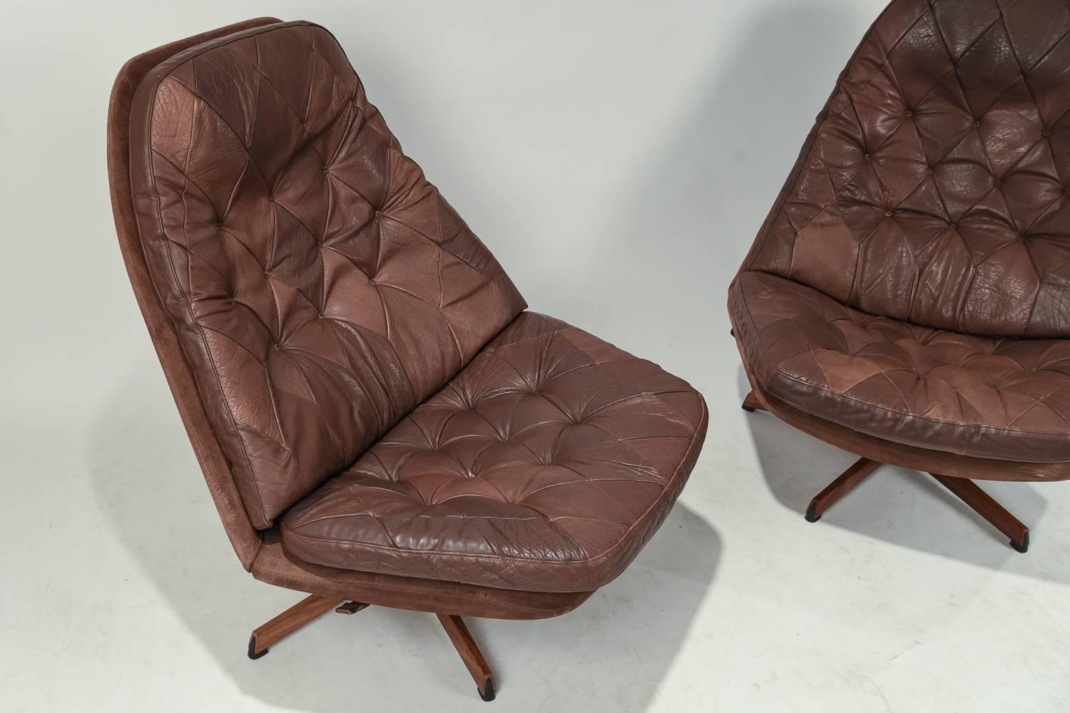 Mid-Century Modern Pair of Madsen and Schubel Model Ms68 Leather Swivel High Back Lounge Chairs