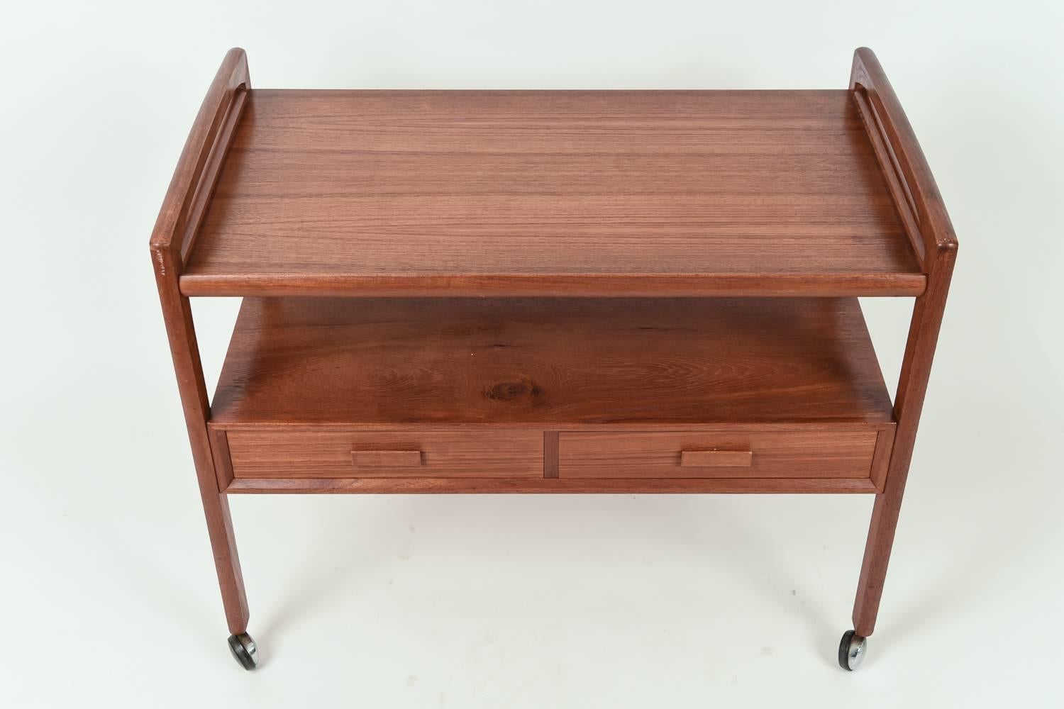 Danish Mid-Century Teak Serving Trolley or Cart by Arrebo Møbler In Excellent Condition In Norwalk, CT
