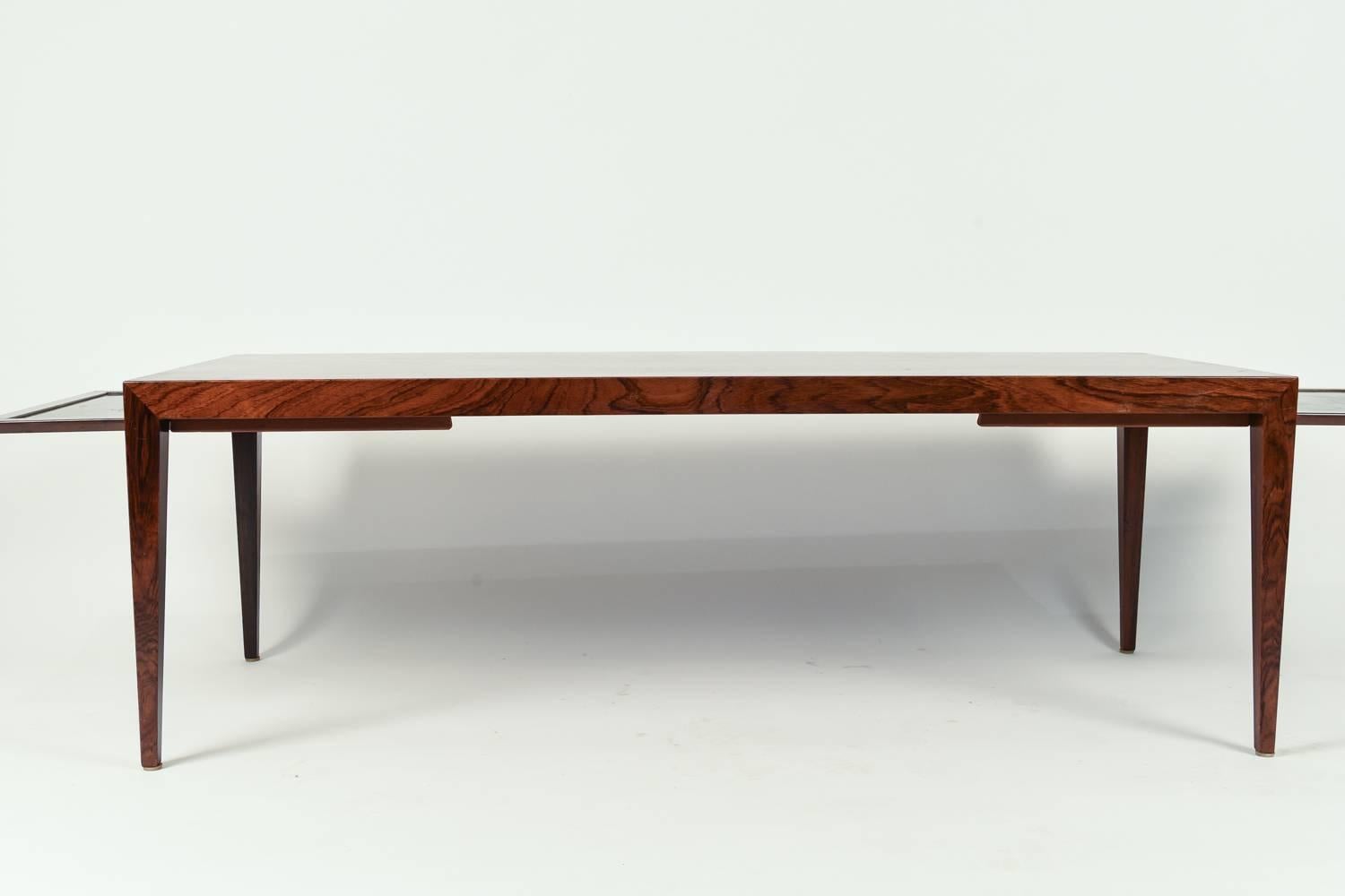 Severin Hansen for Haslev Extendable Rosewood Coffee Table In Excellent Condition In Norwalk, CT