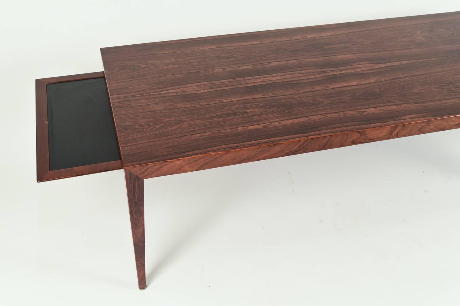 Mid-Century Modern Severin Hansen for Haslev Extendable Rosewood Coffee Table