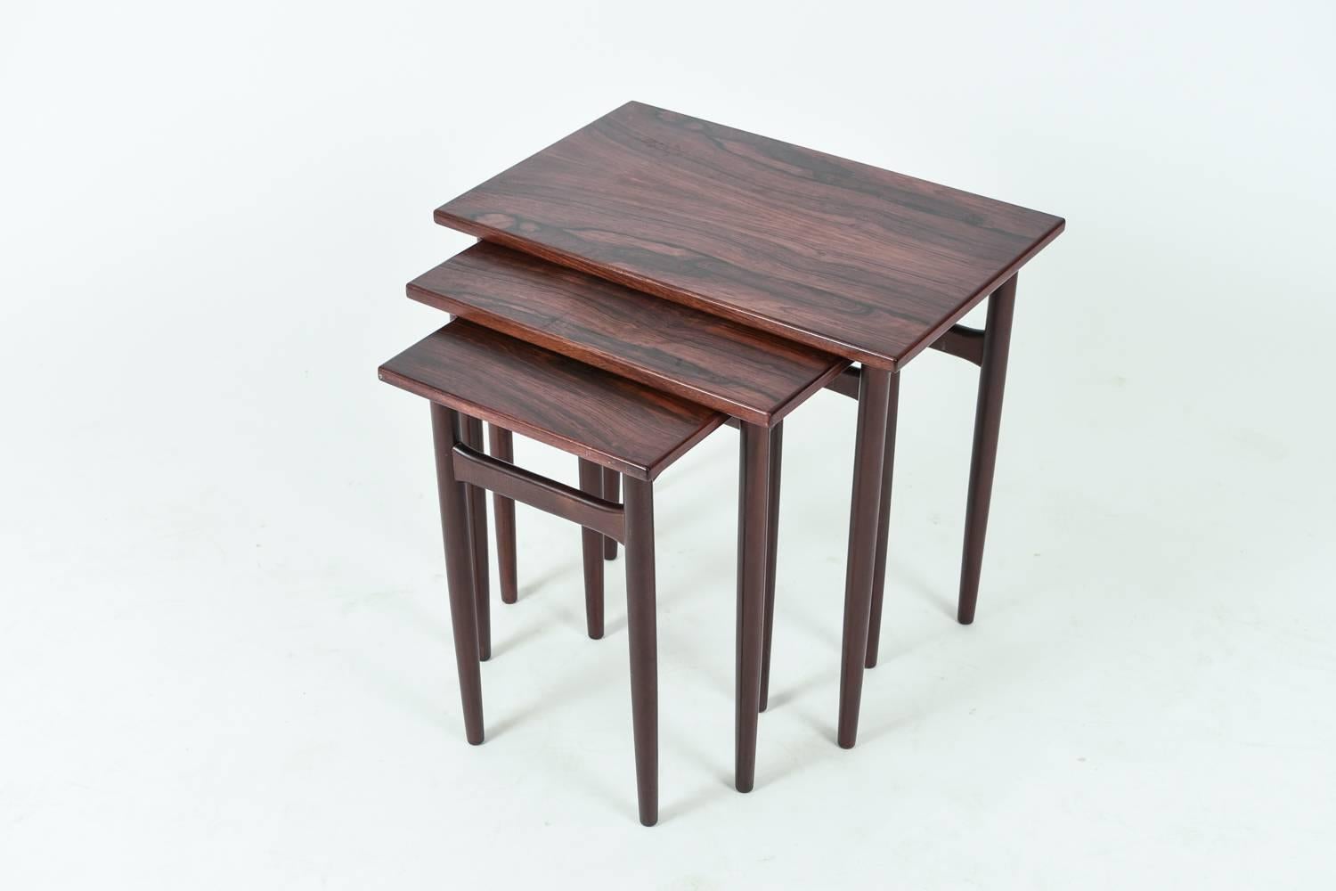 Set of Three Danish Mid-Century Rosewood Nesting Tables In Excellent Condition In Norwalk, CT