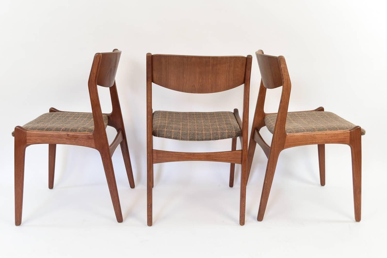(6) Henning Kjærnulf for Sorø Møbelfabrik Model 318 Danish Dining Chairs, 1960 4