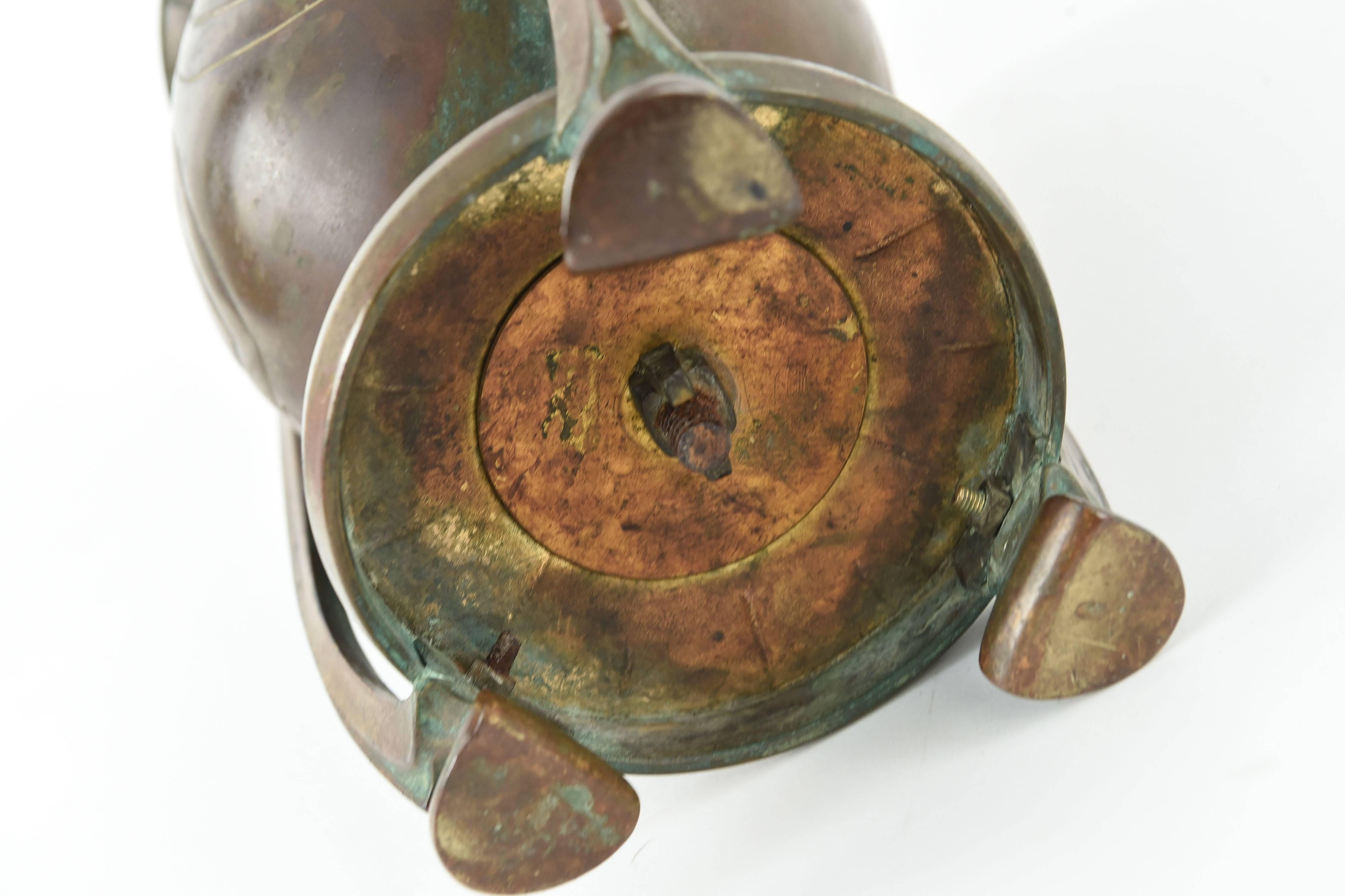 Aesthetic Sculptural Bronze Vase 1