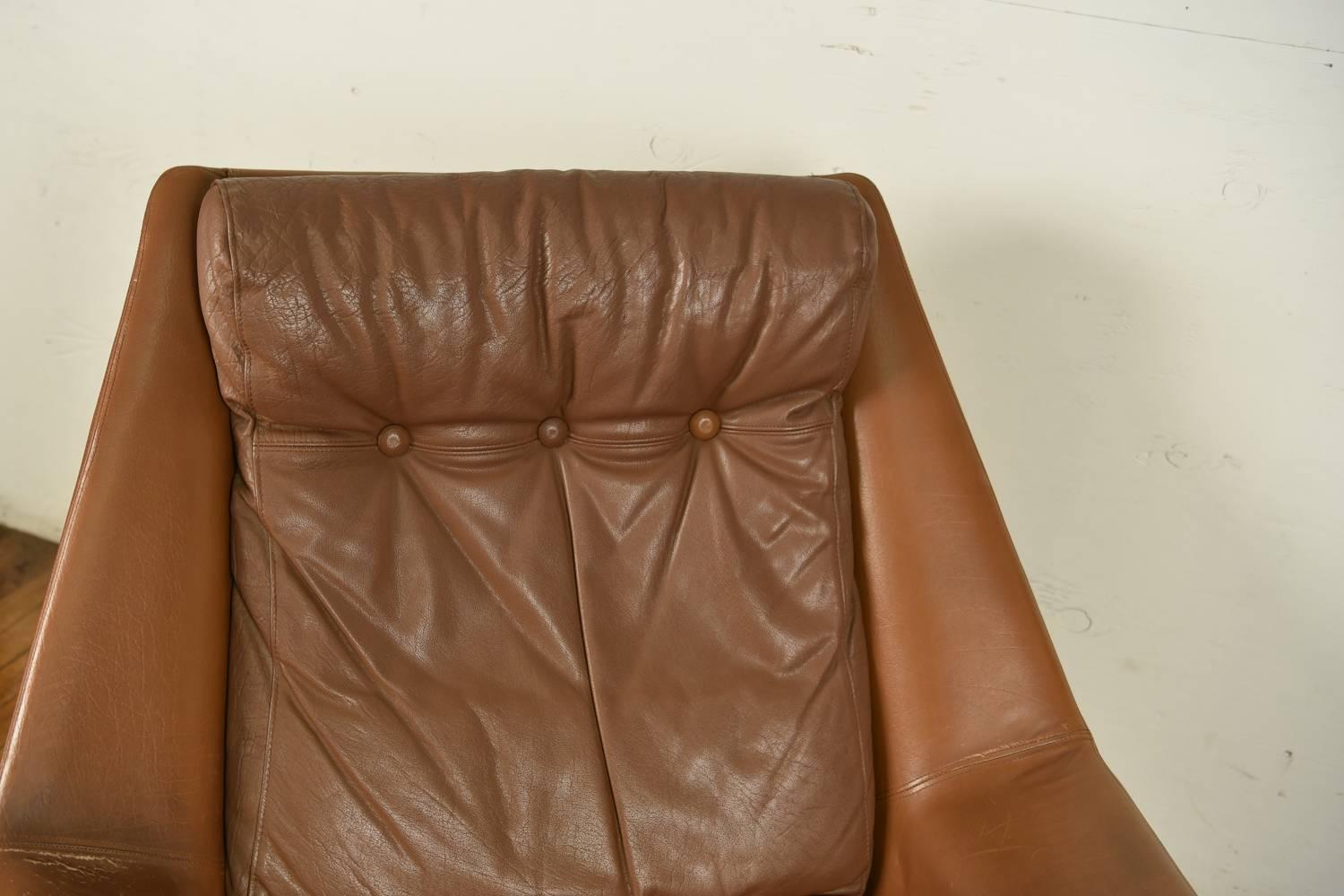 leather lounge chairs for sale
