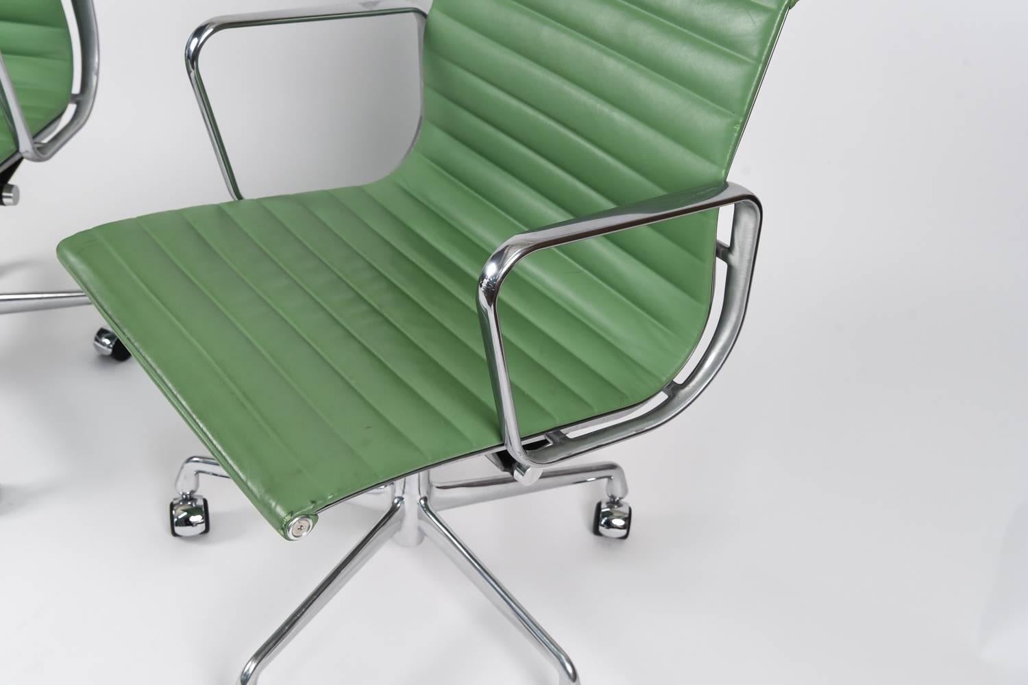 Pair of Eames for Herman Miller Aluminum Group Chairs in Apple Green Leather 3