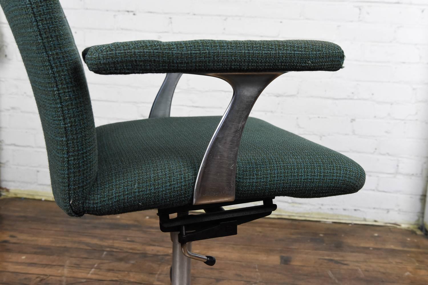 Mid-Century Modern Swivel Office Chair by Cado Design Attributed to Finn Juhl