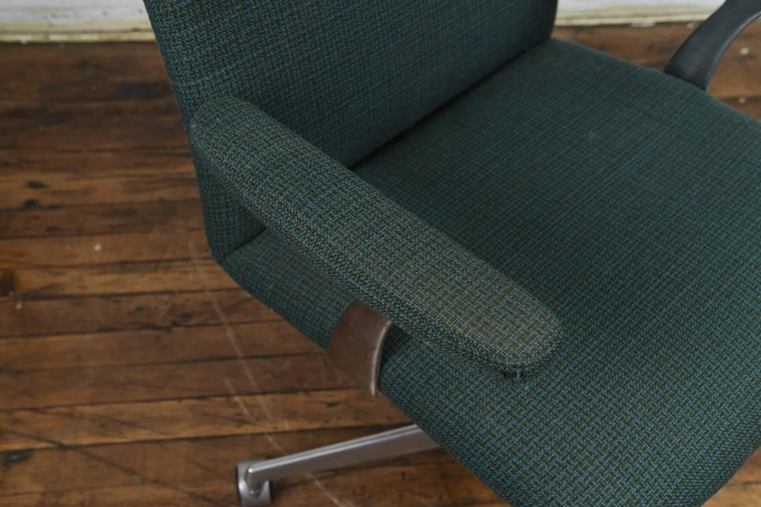 Mid-20th Century Swivel Office Chair by Cado Design Attributed to Finn Juhl