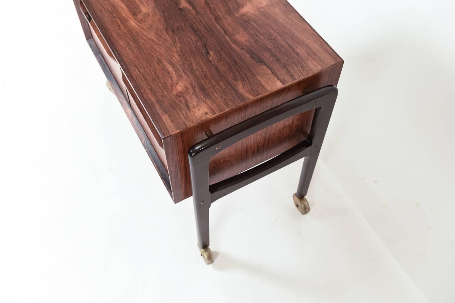 Danish Mid-Century Rosewood Rolling Cabinet or Table In Excellent Condition In Norwalk, CT