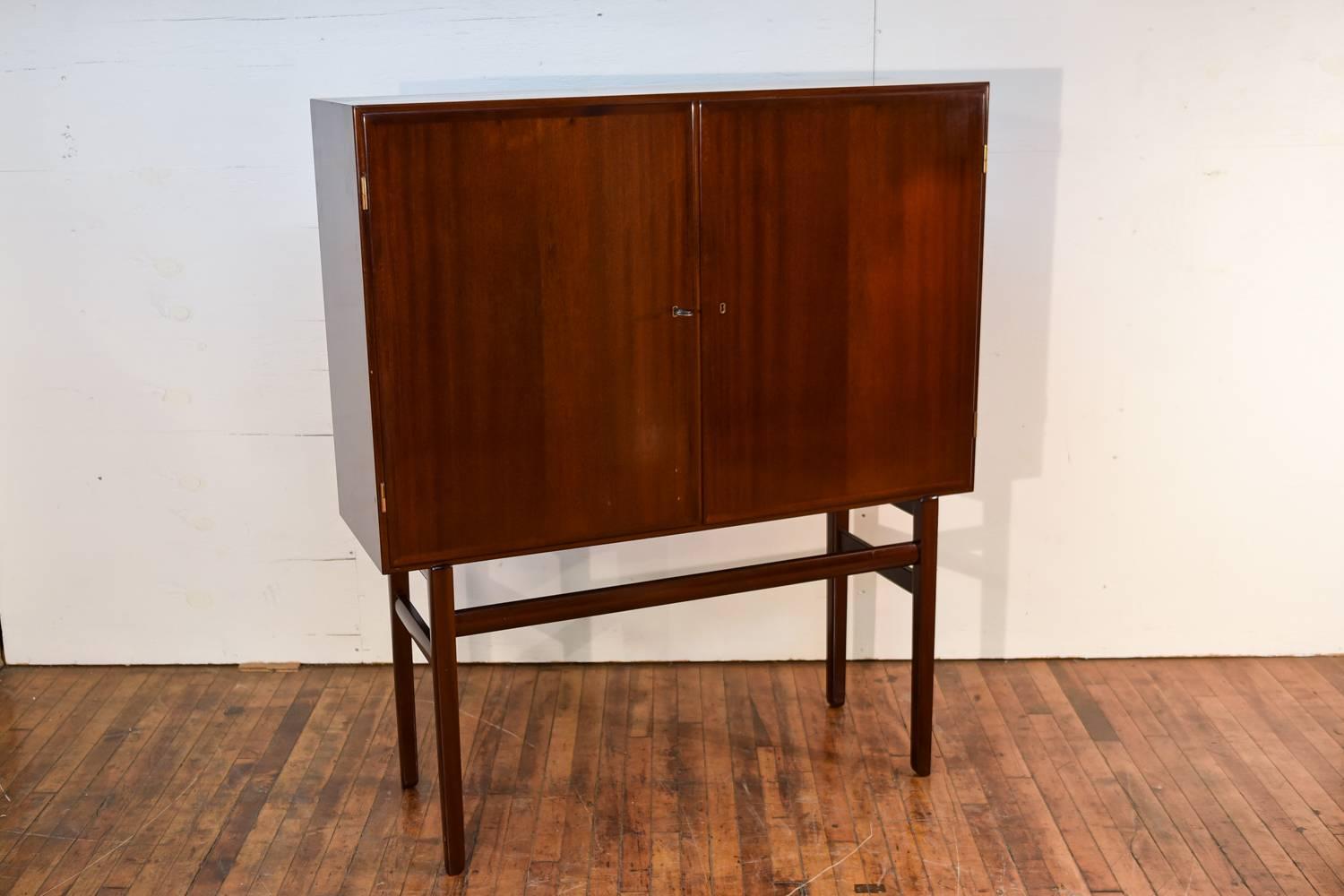 Danish Rungstedlund Mahogany Highboard by Ole Wanscher for Poul Jeppesen In Excellent Condition In Norwalk, CT