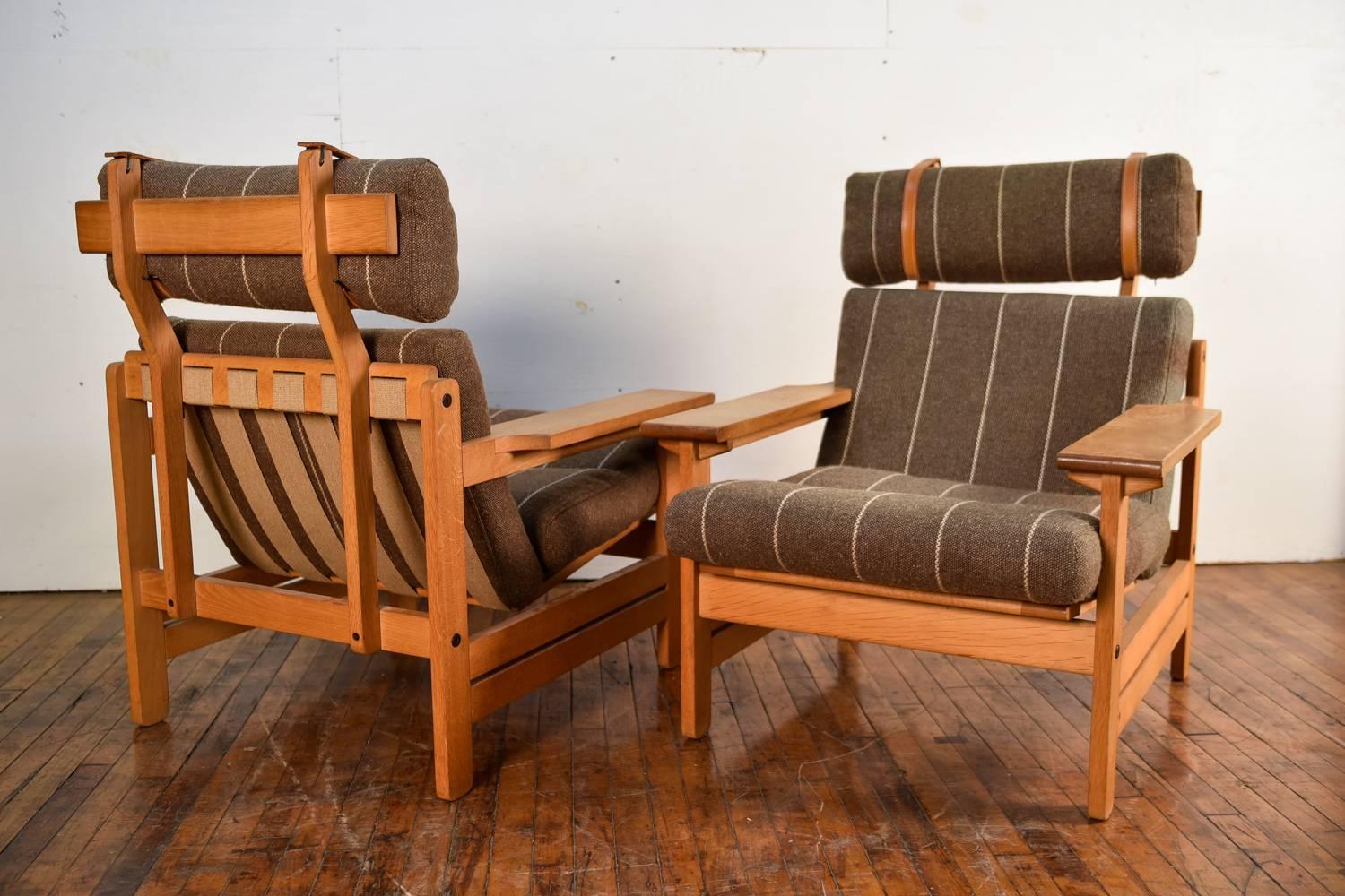 Pair of Danish Mid-Century Lounge Chairs by Aksel Dahl for K.P. Møbler, 1972 In Good Condition In Norwalk, CT