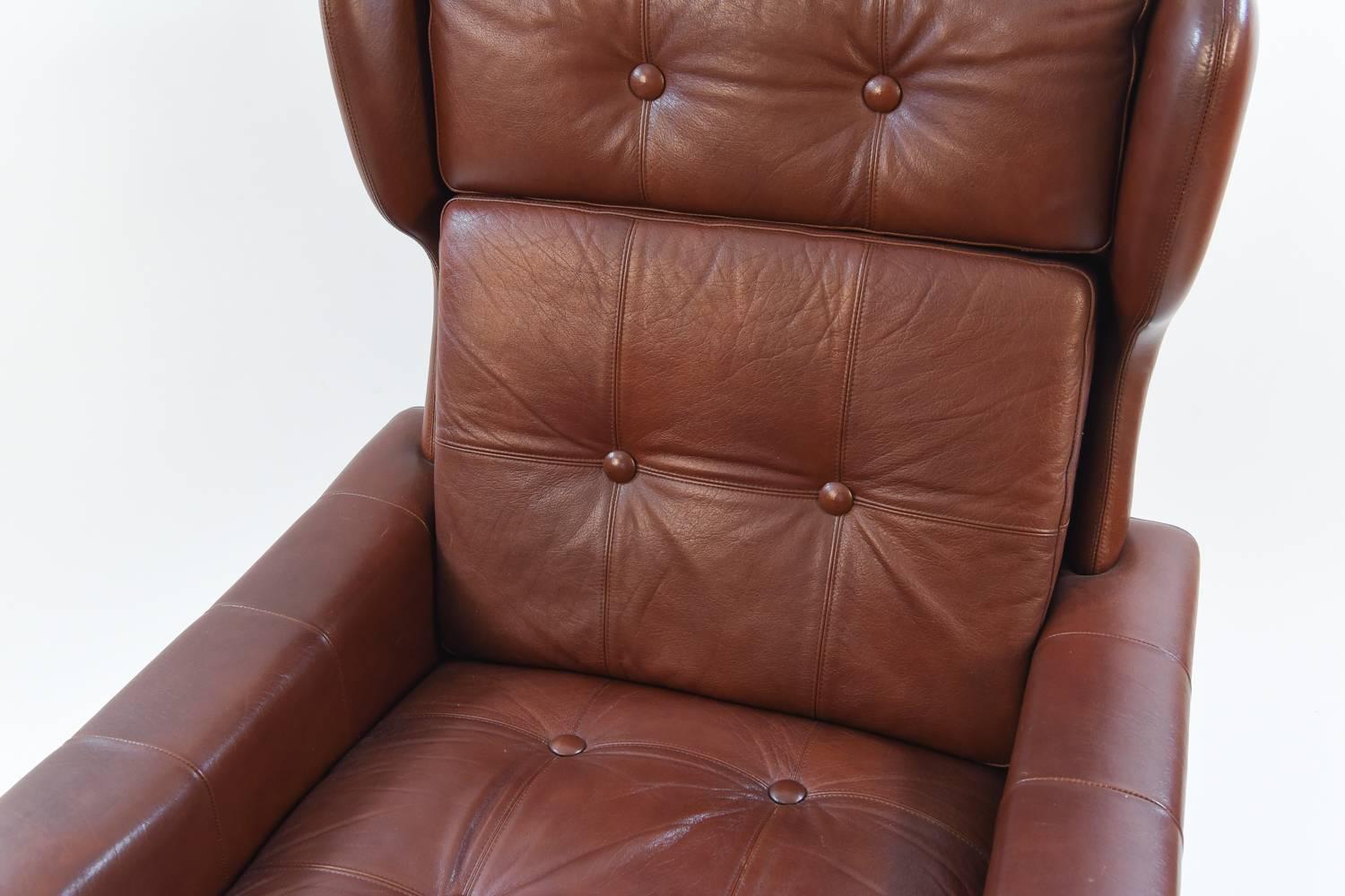Mid-Century Modern Svend Skipper Leather Wingback Lounge Chair