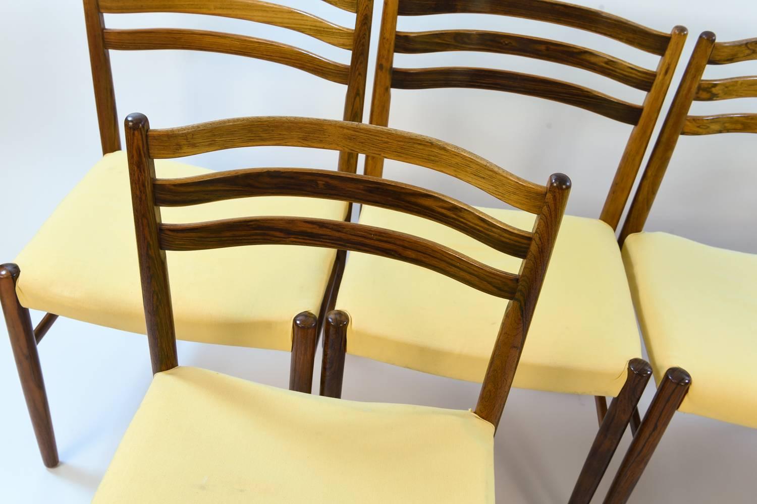 Six Danish Midcentury Rosewood Dining Chairs In Good Condition In Norwalk, CT