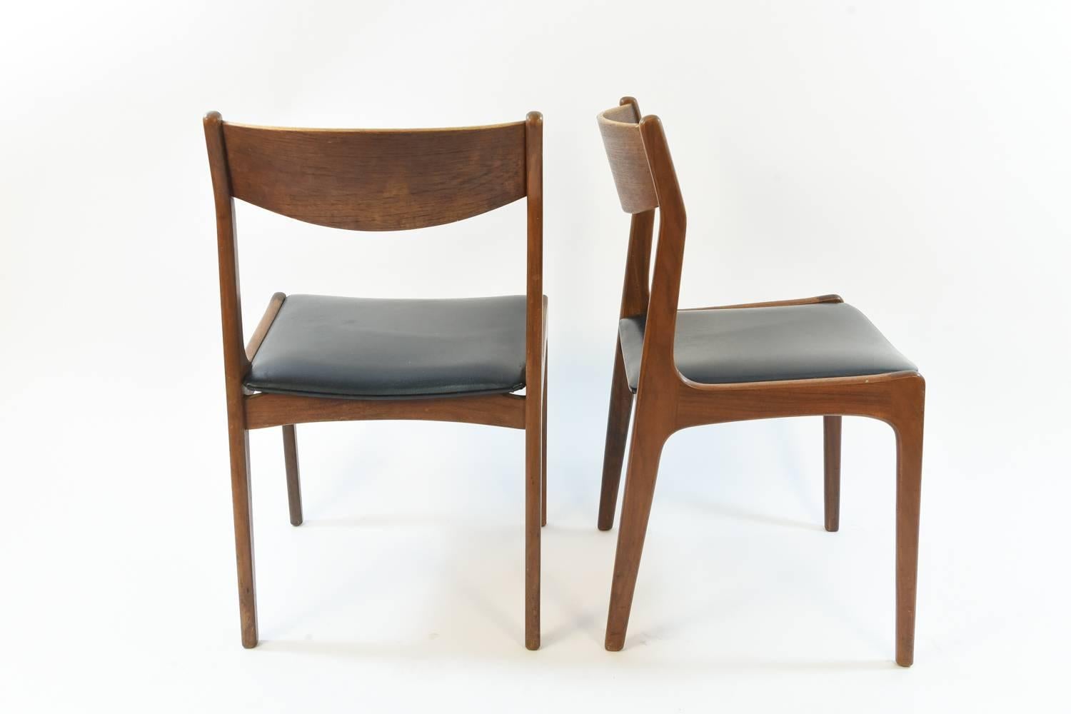 Set of Four Teak Danish Midcentury Side Chairs 3