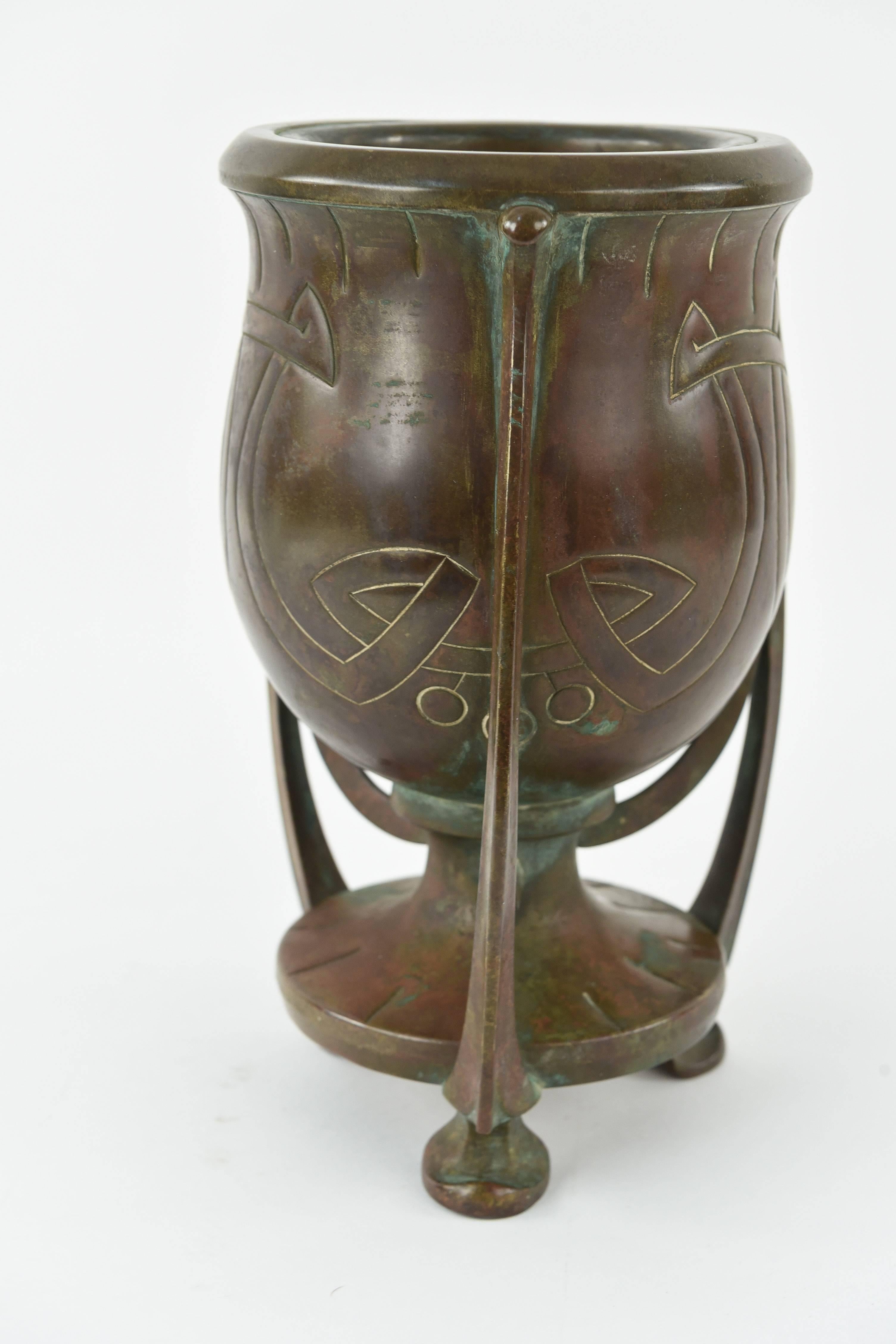 Aesthetic Sculptural Bronze Vase 2