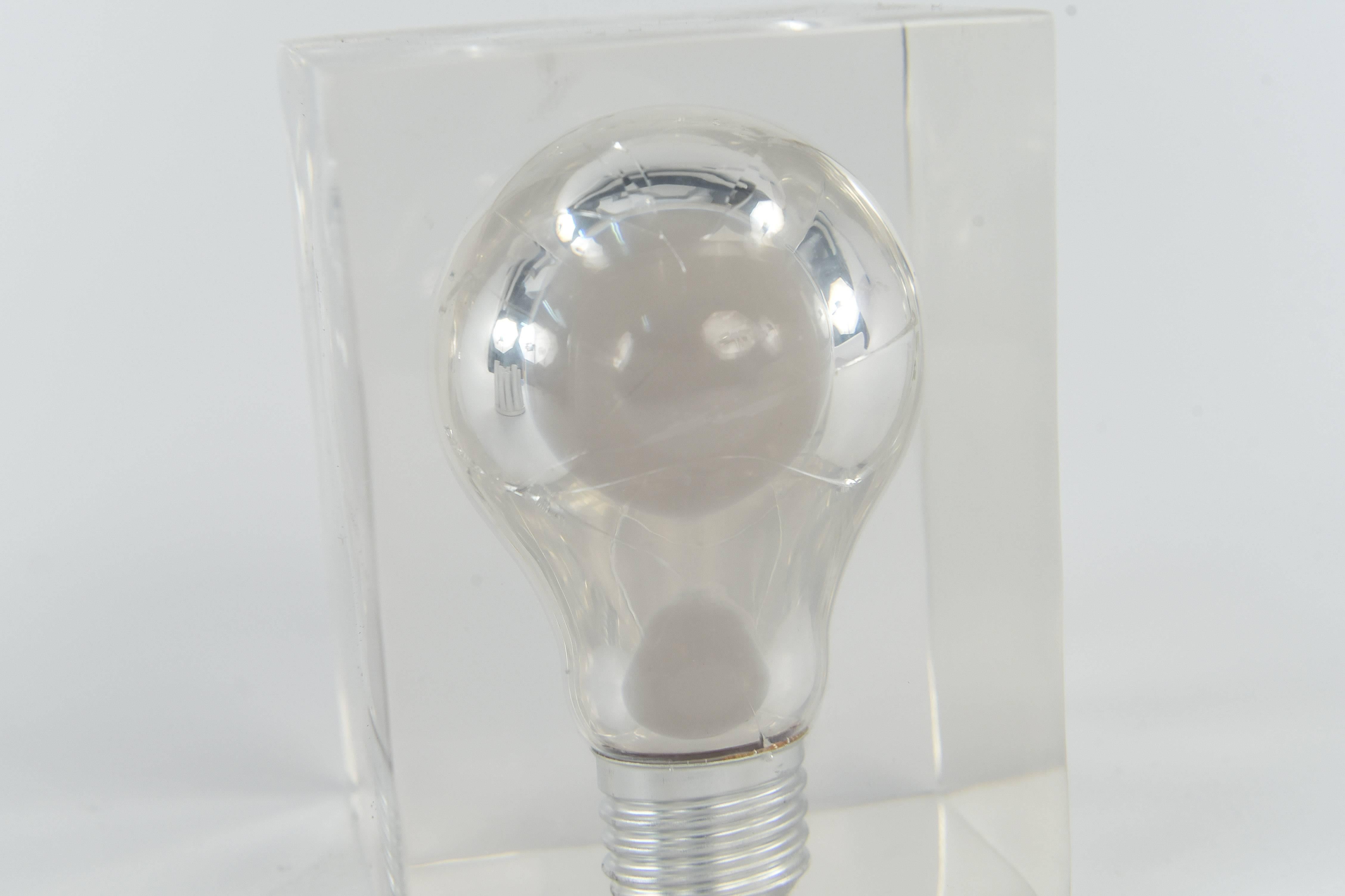 Light Bulb Suspended in Lucite Sculpture In Excellent Condition In Norwalk, CT