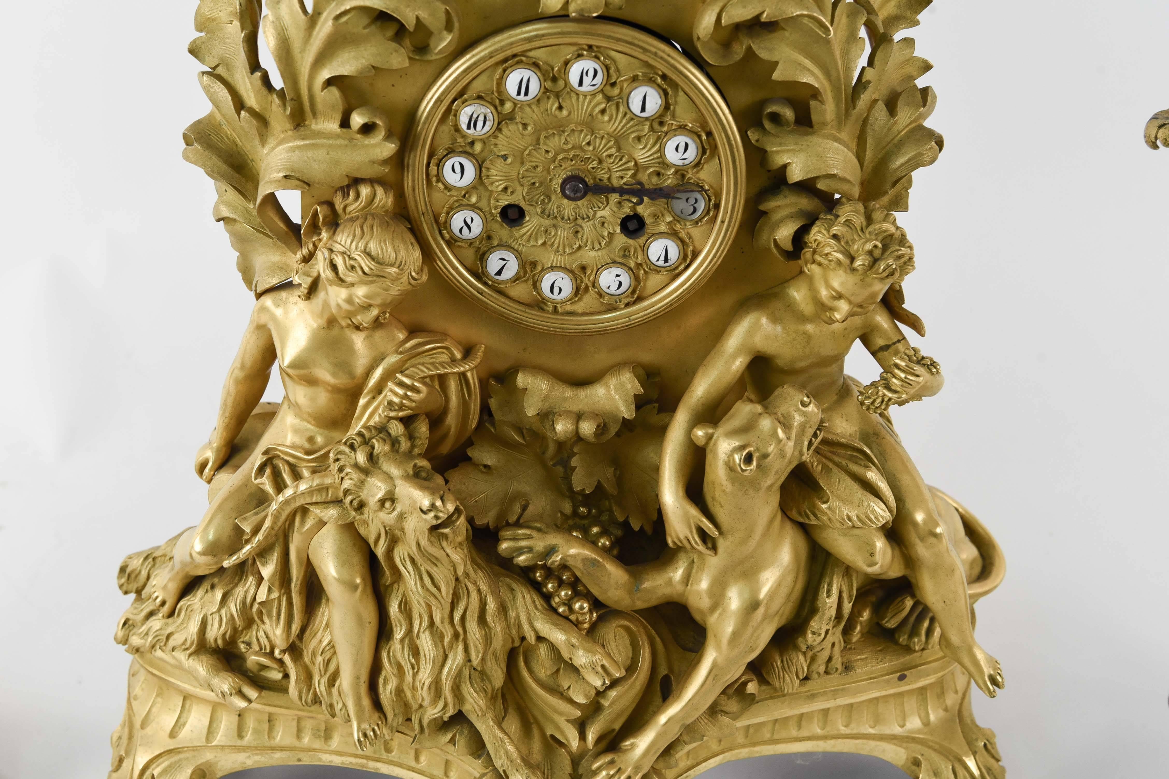 19th Century French Gilt Figural Clock Set In Good Condition For Sale In Norwalk, CT