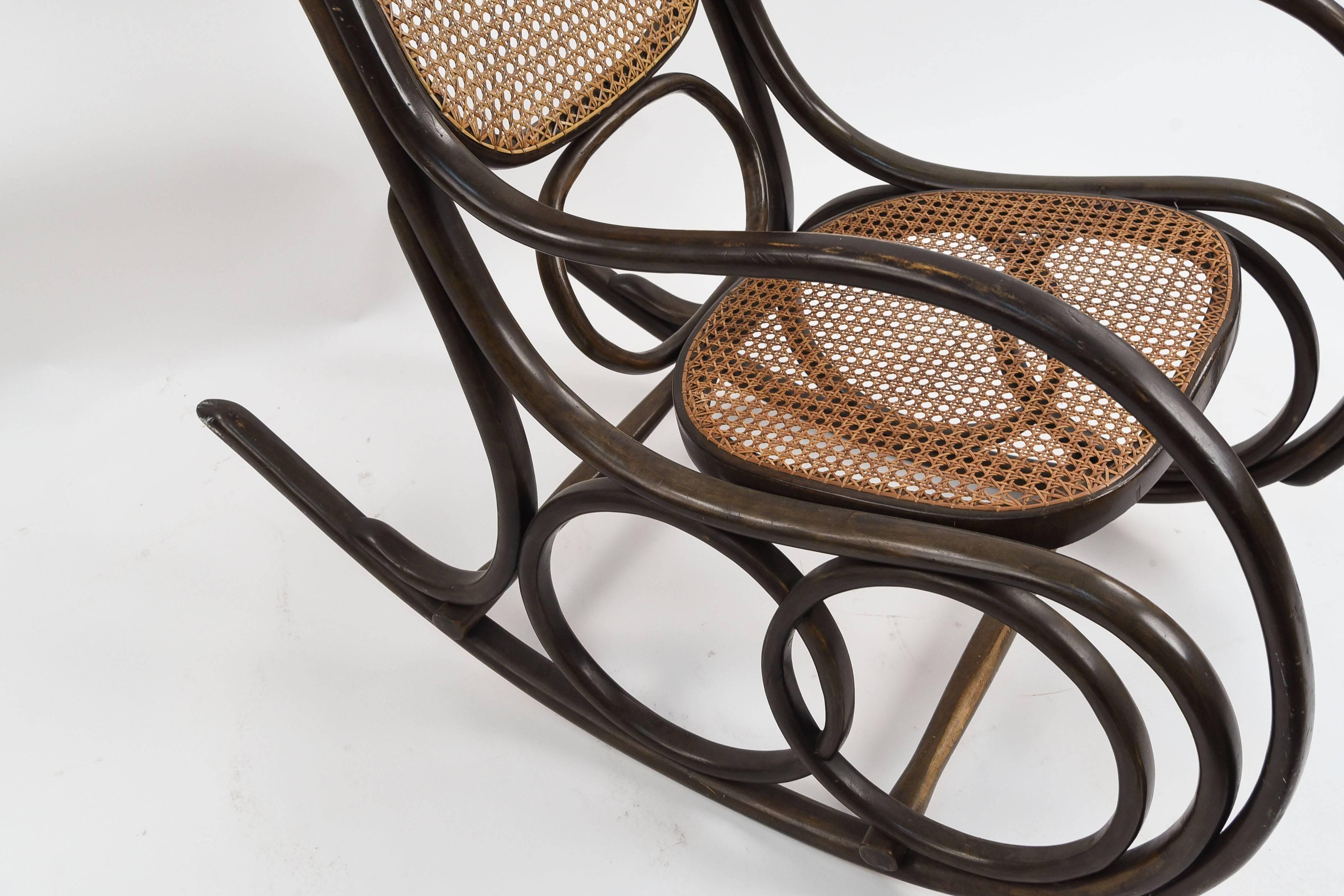 Thonet Rocking Chair in Bentwood and Cane 1