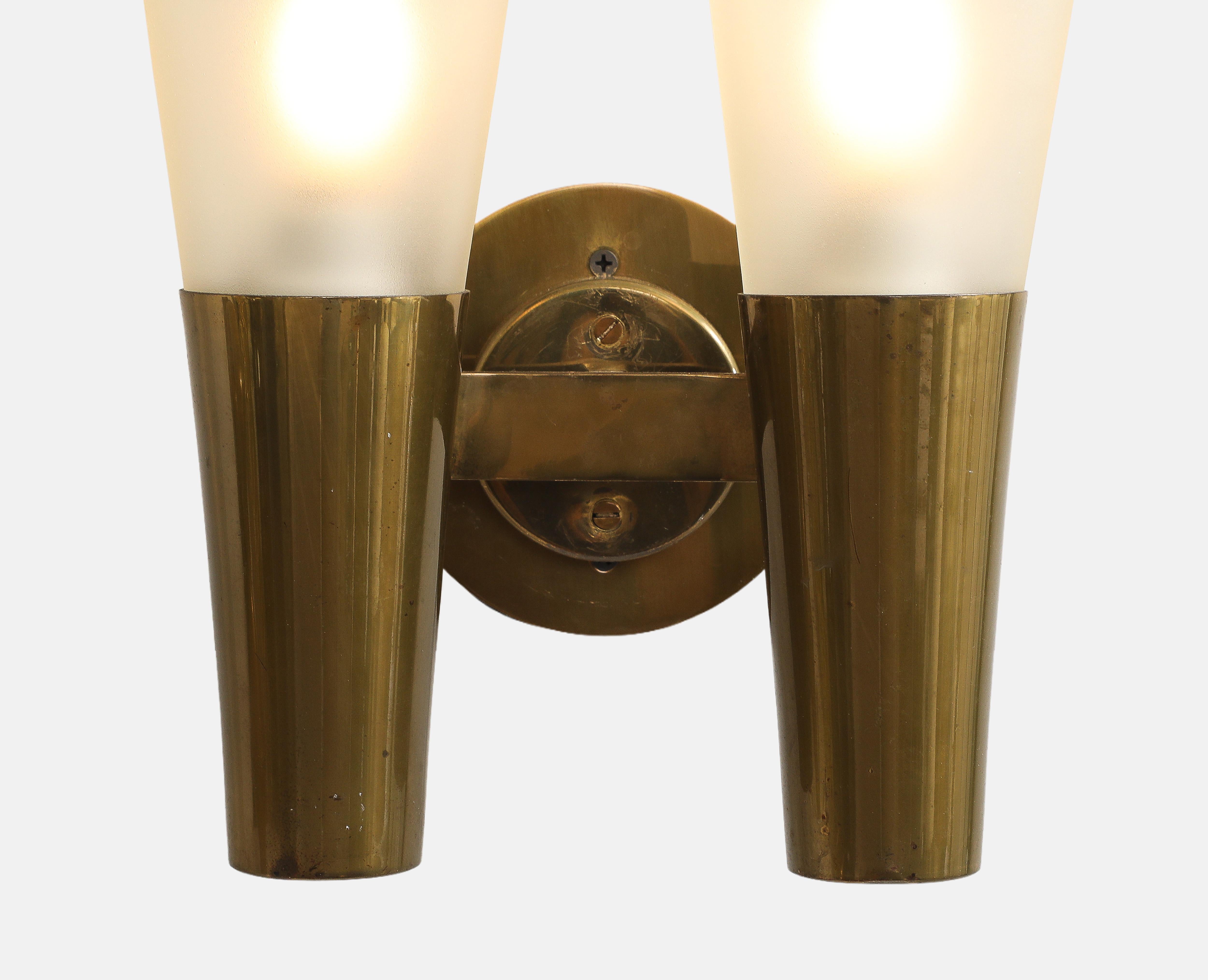 Mid-20th Century Pietro Chiesa for Fontana Arte Rare Pair of Large Sconces Model 1537, 1940s For Sale