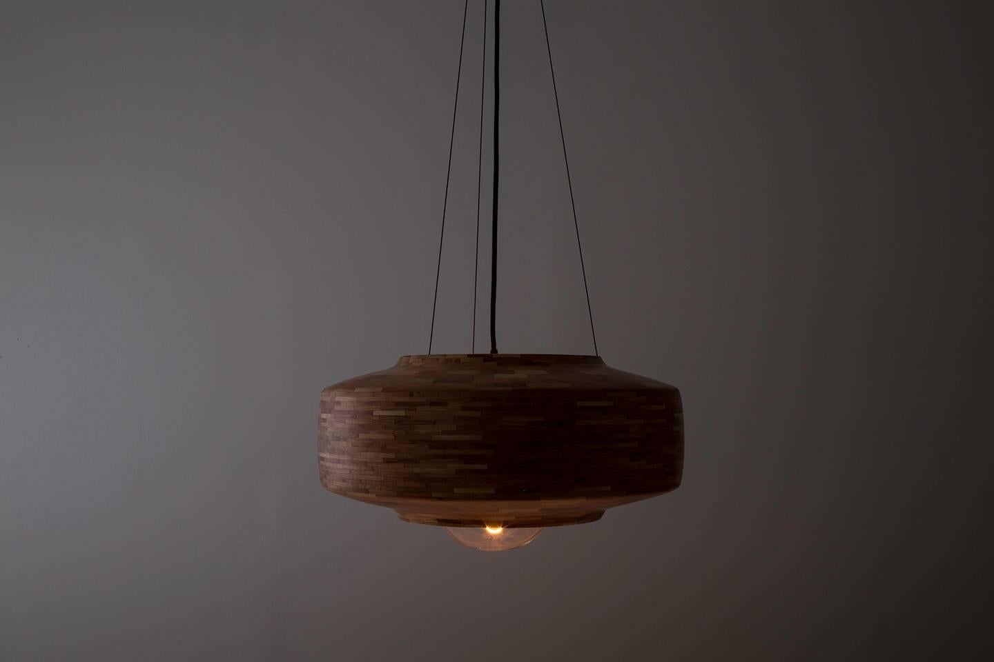 oversized bulb pendant light