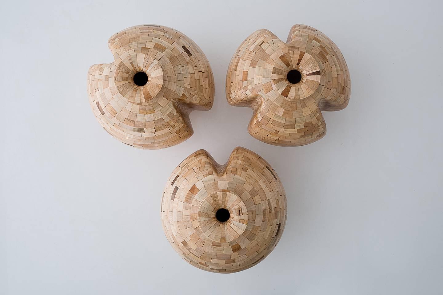 STACKED Double-Fluted Ahorngefäß aus Ahornholz von Richard Haining, jetzt erhältlich im Angebot 2