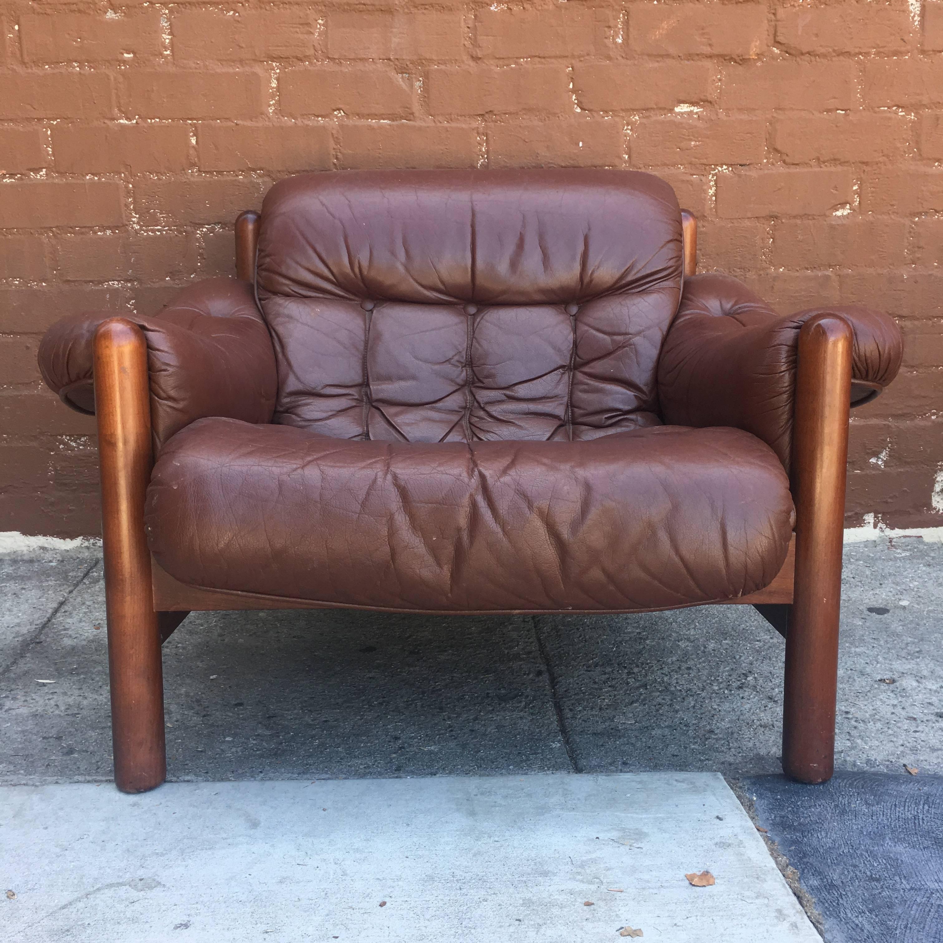 Mid-Century Modern Pair of Göte Möbler Swedish Lounge Chairs